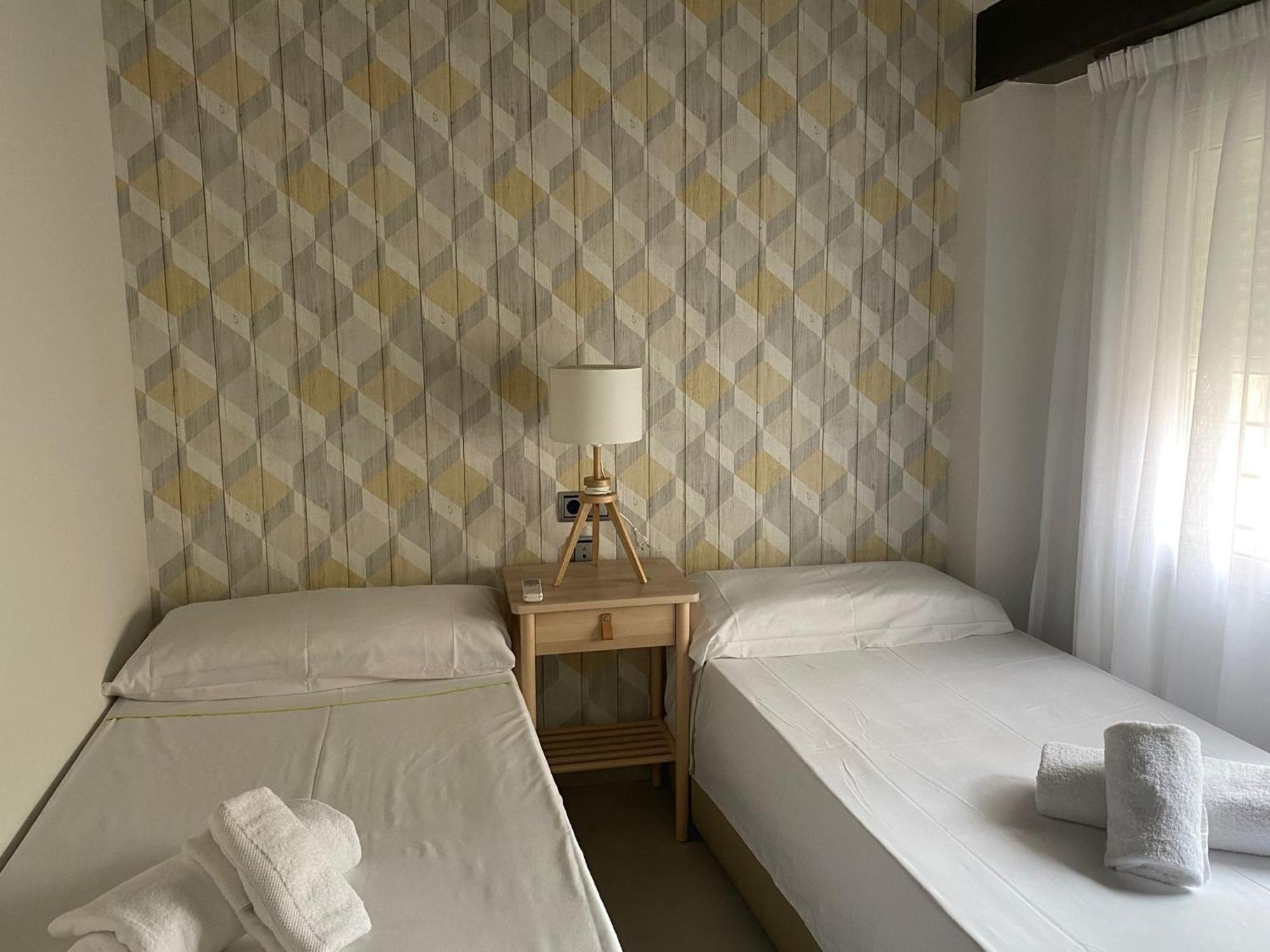 Plaza Negrito Apartments บาเลนเซีย ภายนอก รูปภาพ
